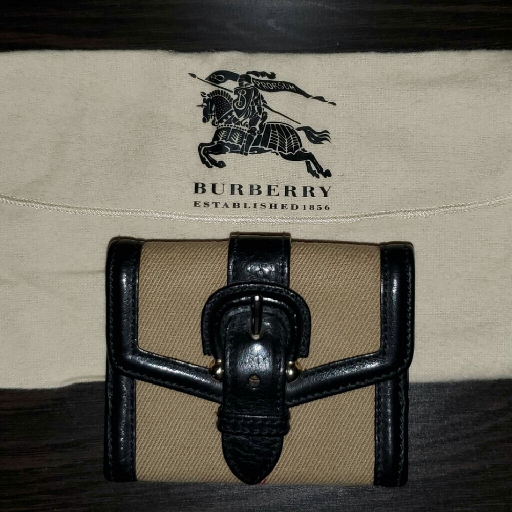 Brand New Burberry Wallet with Dust Bag...